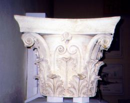 Corinthian capital from the Temple of Aesklepios at Epidauros (350 BC)