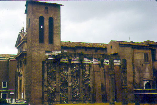 Temple to the Divine Antoninus Pius and Empress Faustina on the Roman forum (141 AD, now S. Lorenzo in Miranda) 